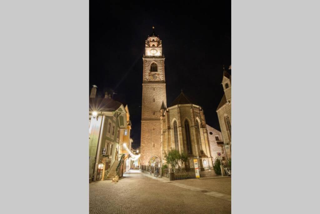 Casa Al Duomo-nel Cuore Storico Di Apartment