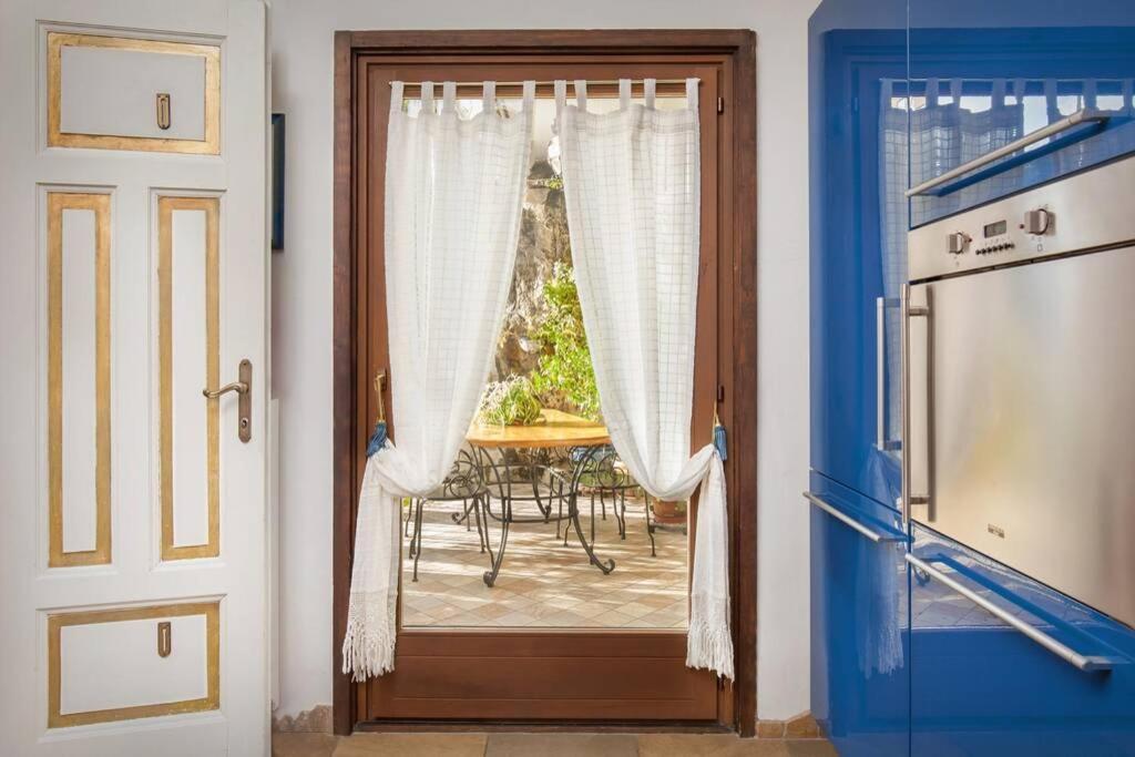 Casa Al Duomo-nel Cuore Storico Di Apartment Merano